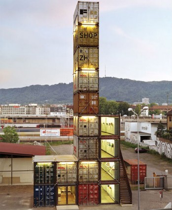 cargotecture-freitag-store-zurich.jpg