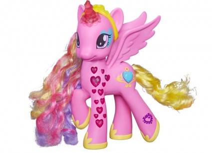 my-little-pony-ultimate-pony-princess-cadance-hasbro-b1370-1000-1044459.jpg